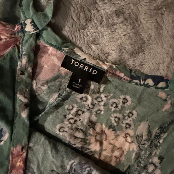 Torrid Floral Challis Trapeze Maxi Dress - Picture 4 of 4